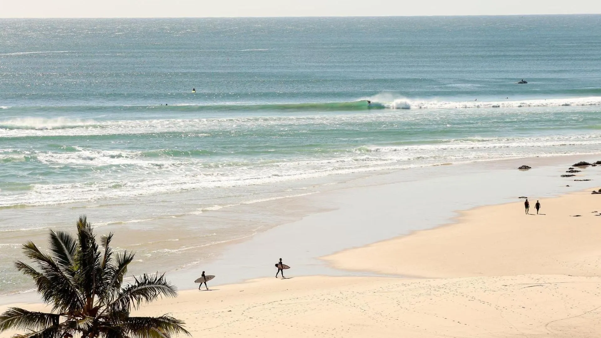 Little Groyne Kirra Unit 602 * Gold Coast
