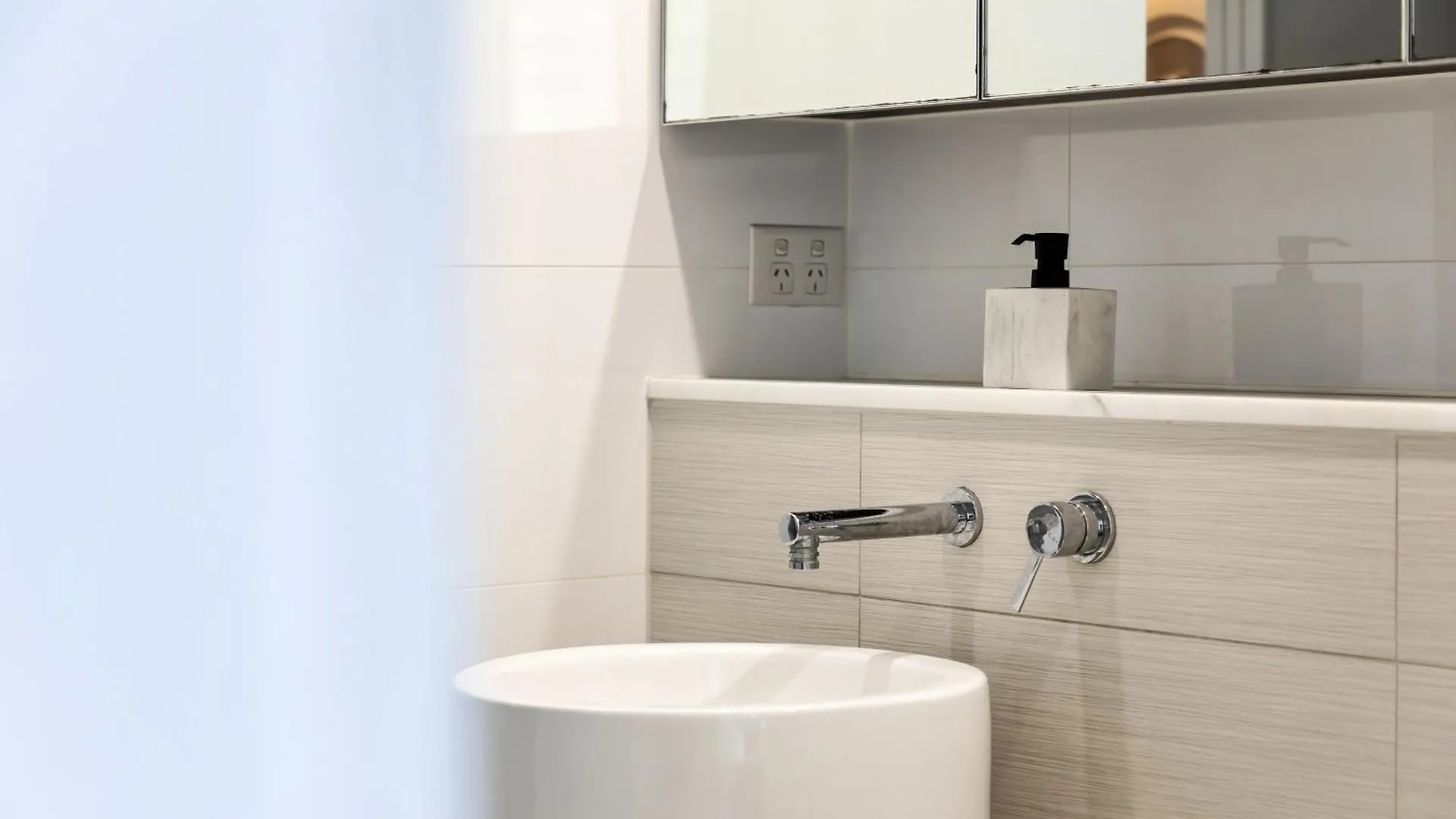 Oracle Beachfront Broadbeach Apartment *