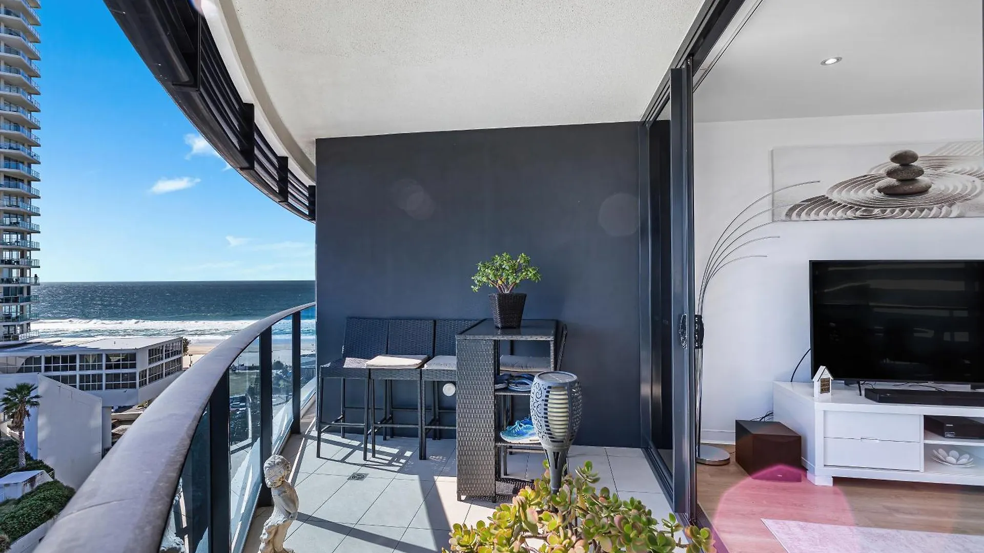 Apartment Oracle Beachfront Broadbeach Gold Coast