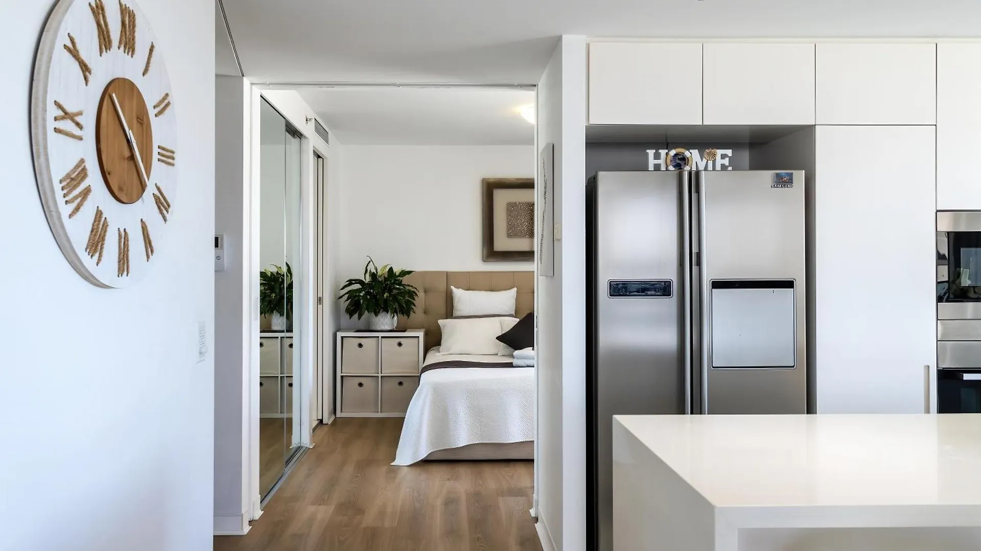 Oracle Beachfront Broadbeach Apartment *