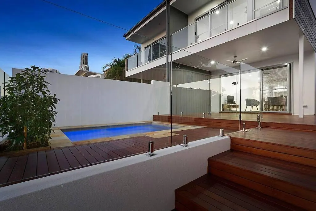 Bliss On Paradise Island * Gold Coast