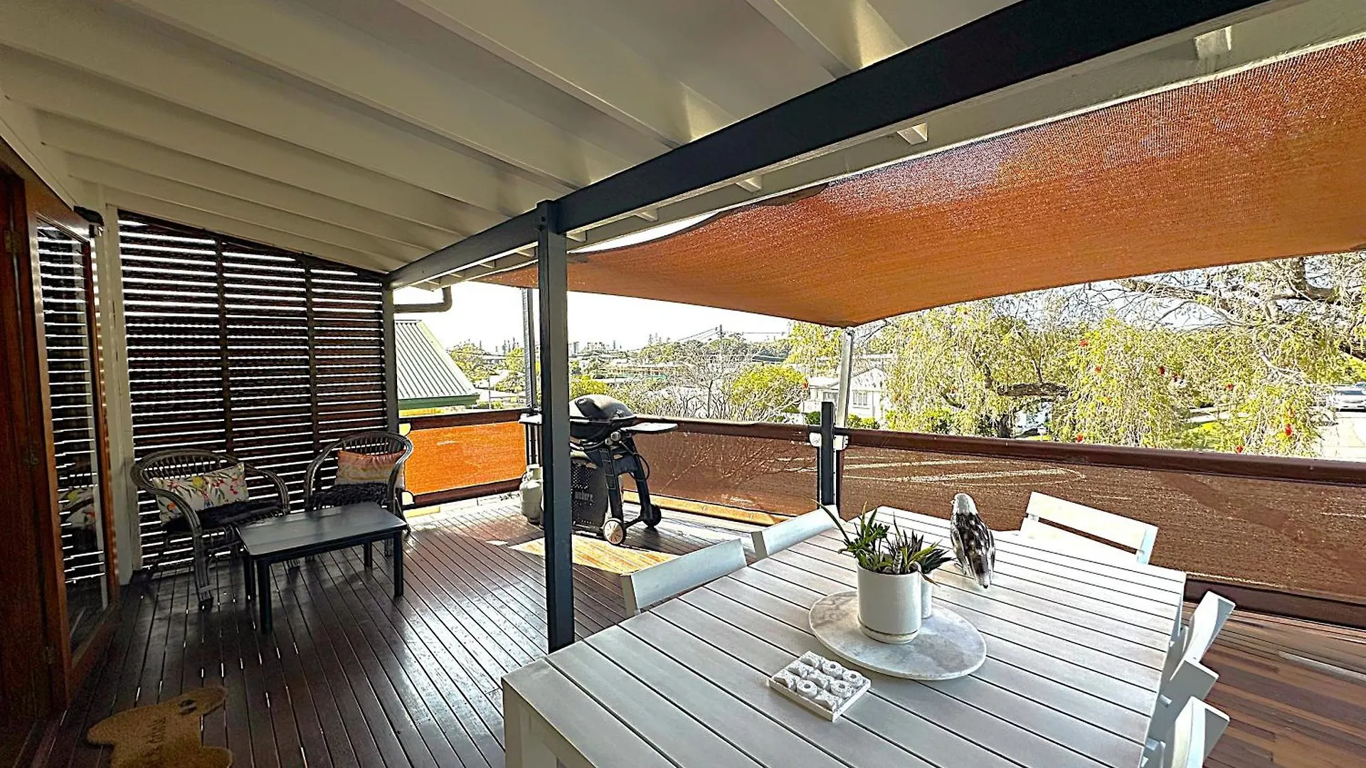 Holiday home Castaway In Tugun *
