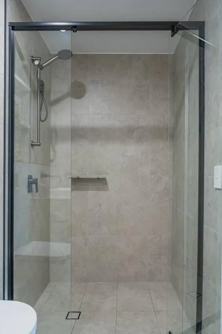Lux Lakeside -
