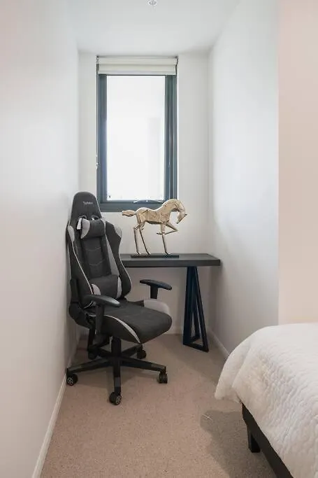 Lux Lakeside - Apartment *