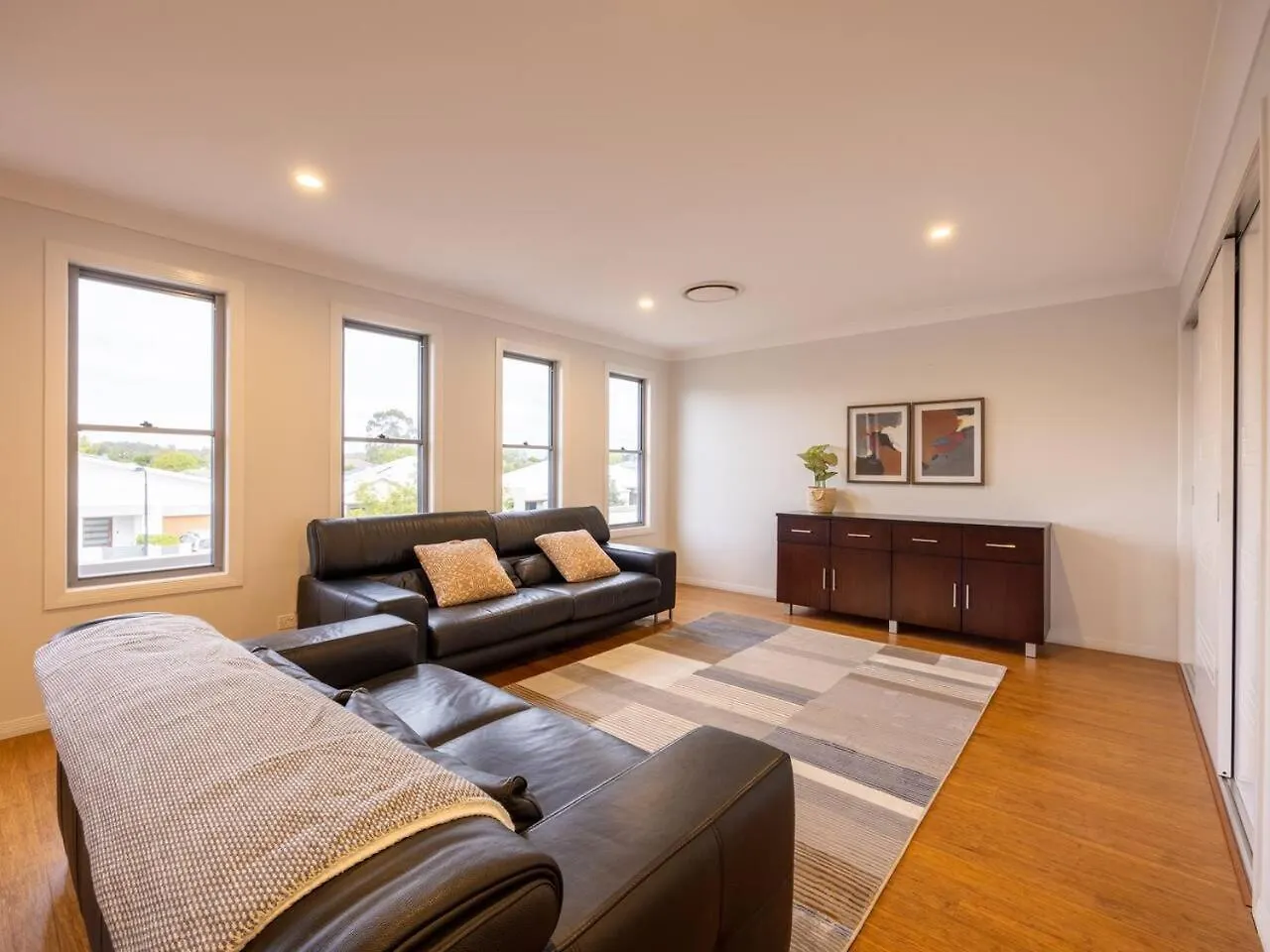 Waterfront Lifestyle Holiday5b House Nearthemepark * Gold Coast