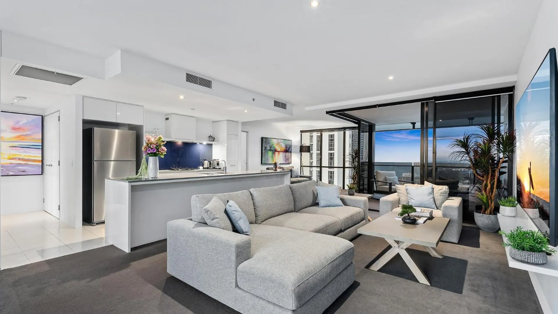 Surfers Paradise Retreat Stunning Views 2-br Haven Apartmán