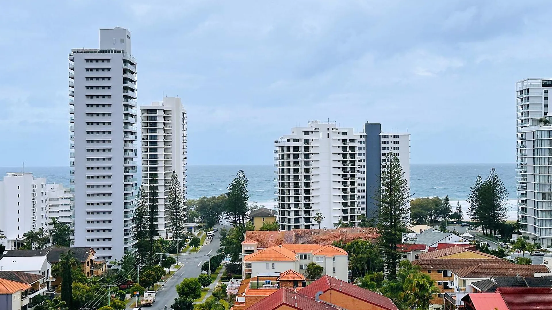 Apartmán Luxe Living With Ocean View 3 Beds Parking