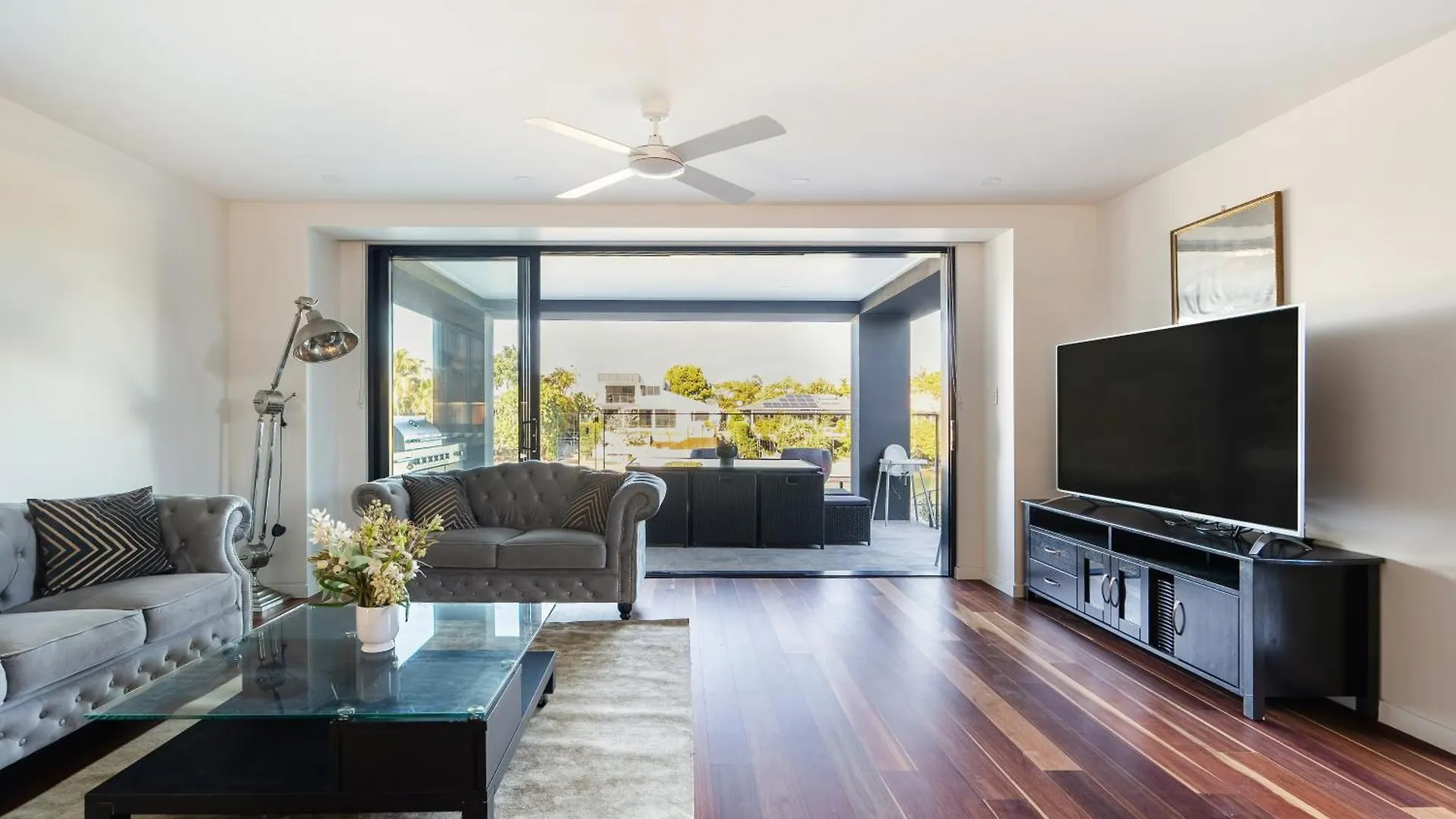 Villa Brand New Modern 8 Bedroom In City Centre - Heated Modern Infinity Pool Gold Coast