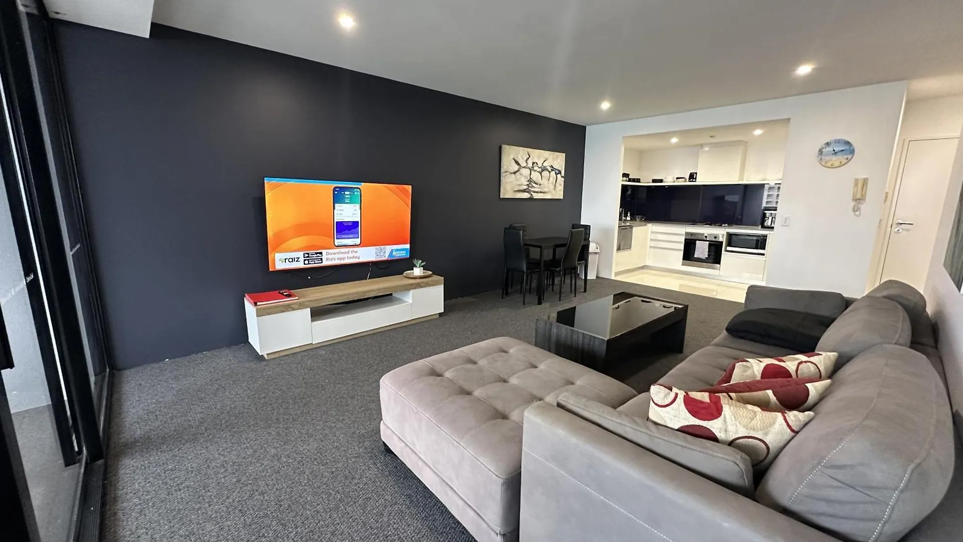 Beachview Surfers 2bd Lux *