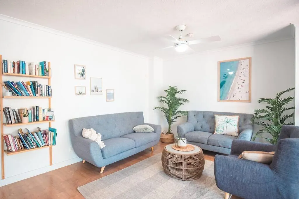 Apartment 2br Burleigh Beachside With Views With Pool Gold Coast