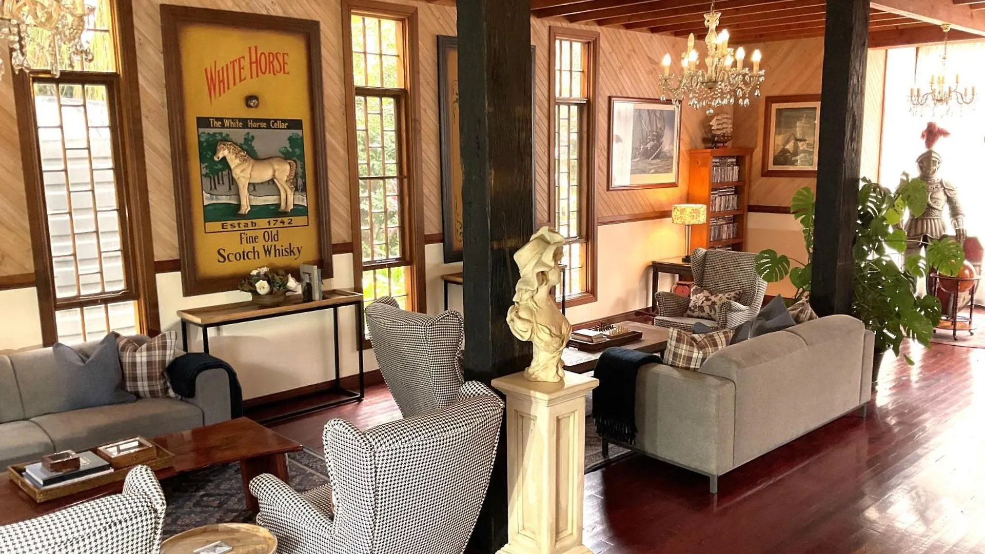 Mt Tamborine Stonehaven Manor Guest house