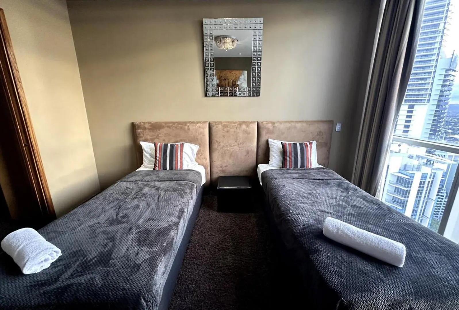 Penthouse Surfers Paradise Events Approved Apartment