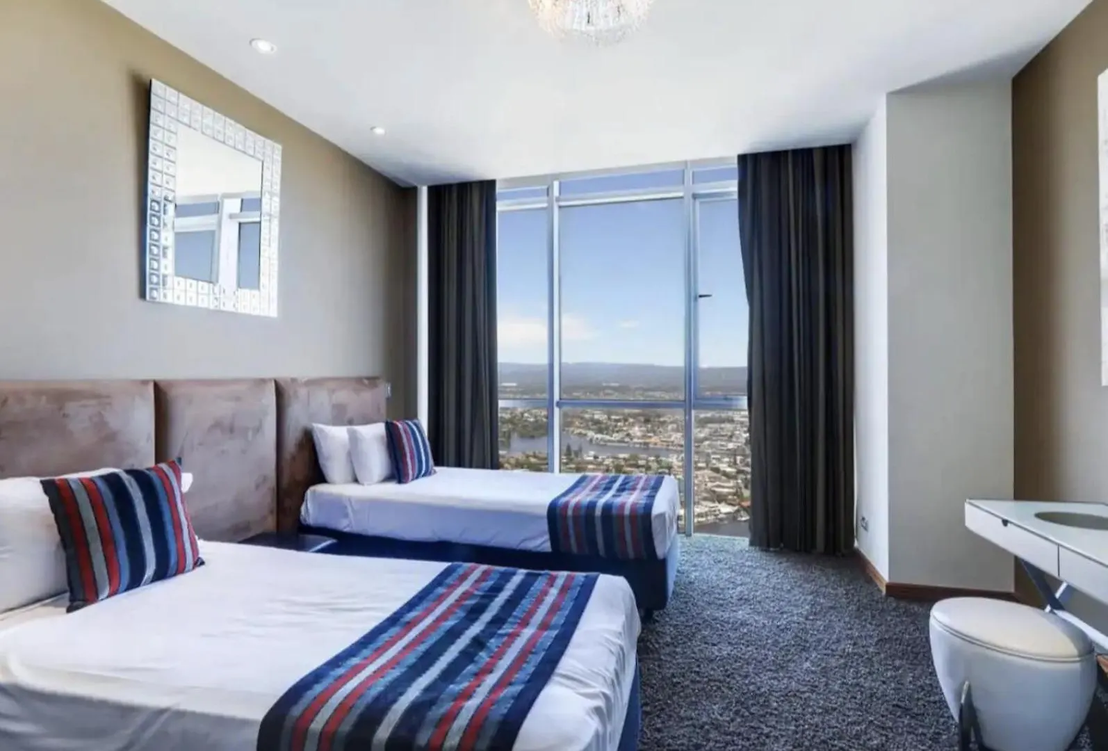 Penthouse Surfers Paradise Events Approved Apartment