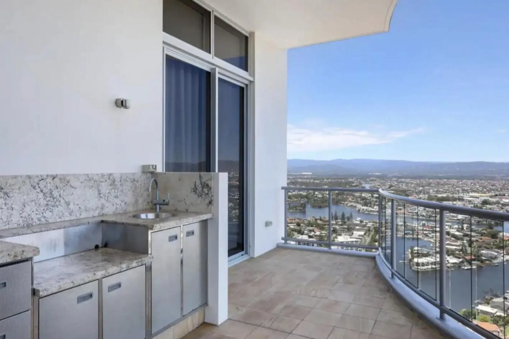 Apartment Penthouse Surfers Paradise Events Approved *