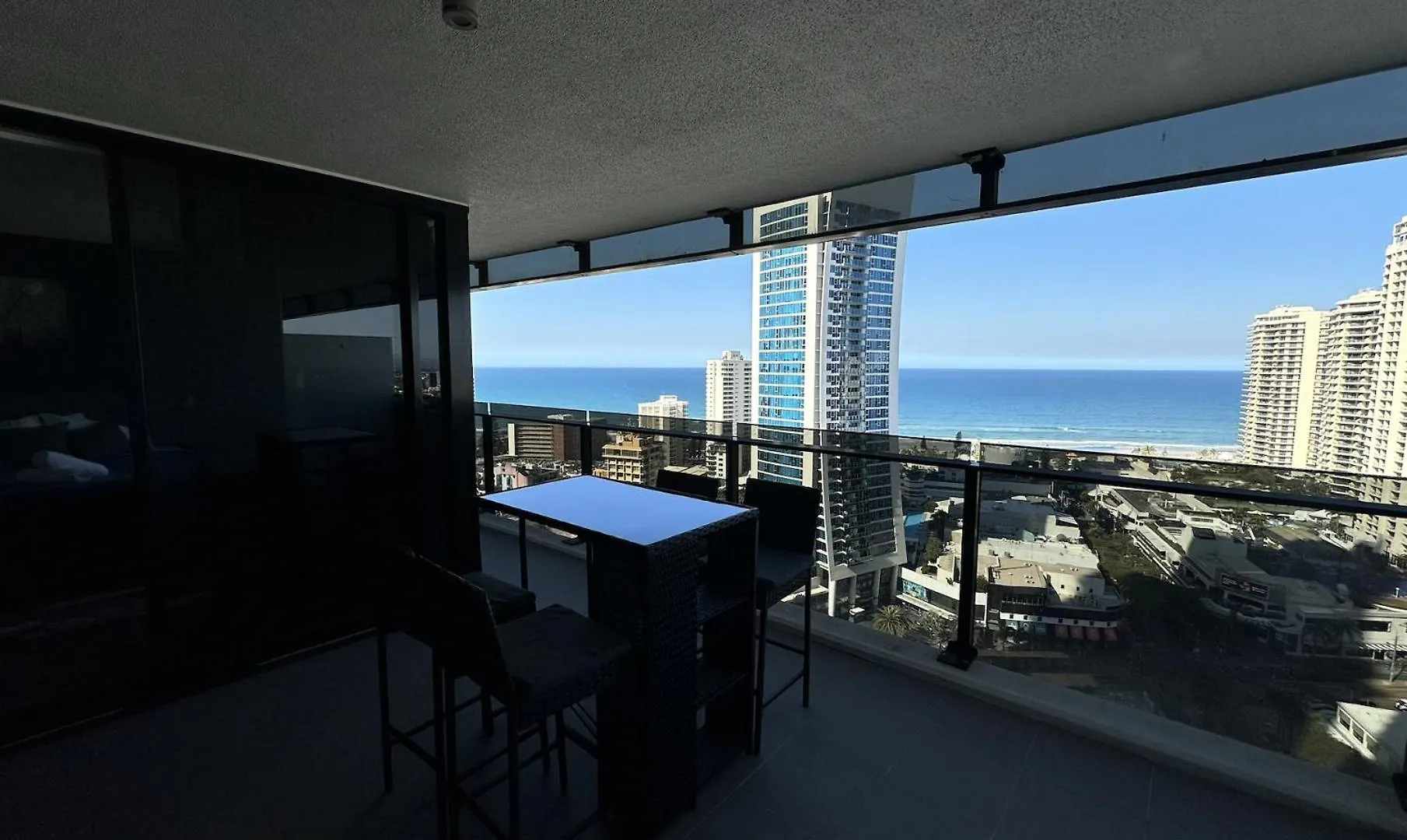 Beachview Surfers 2bd Lux * Gold Coast