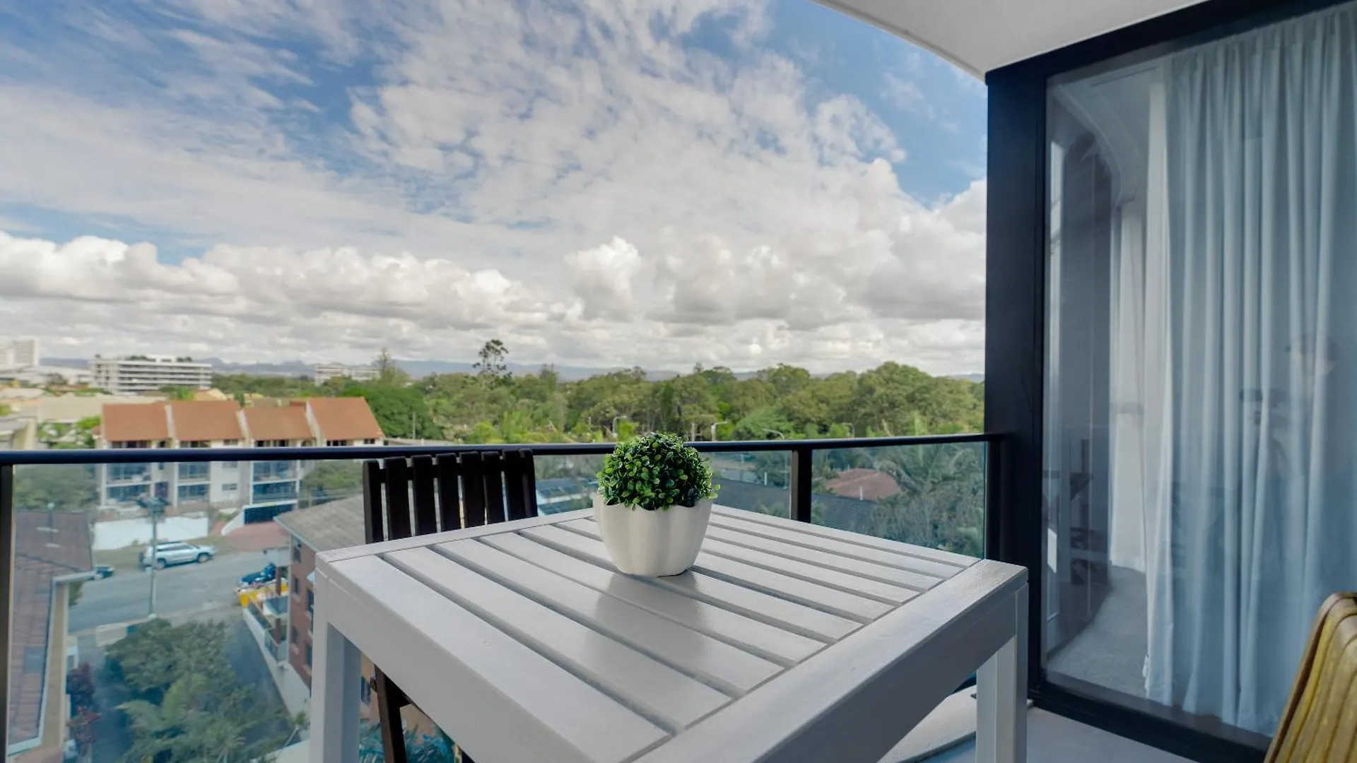 Broadbeach Bliss 2b * Gold Coast