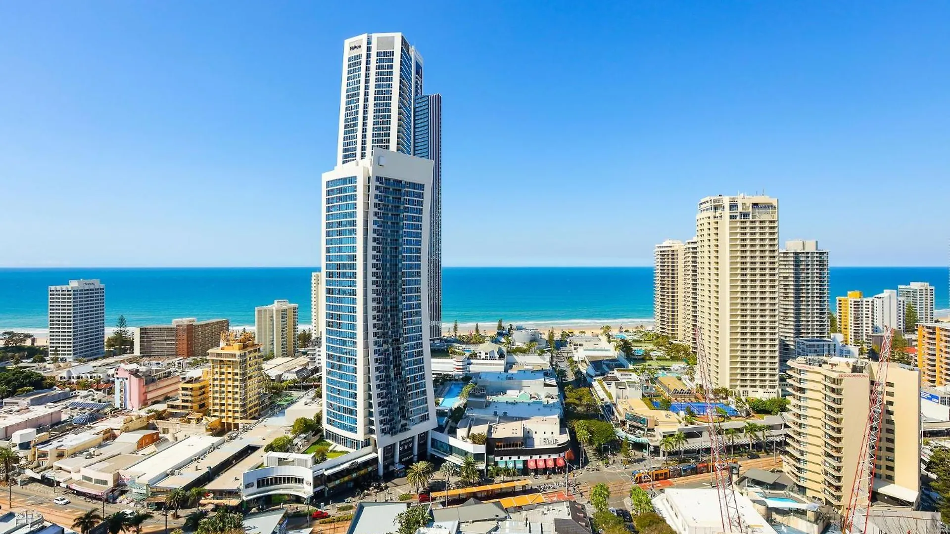 Circle On Cavill 2, 3, 4 & 5 Bedroom Skyhomes & Sub Penthouses By Holidays