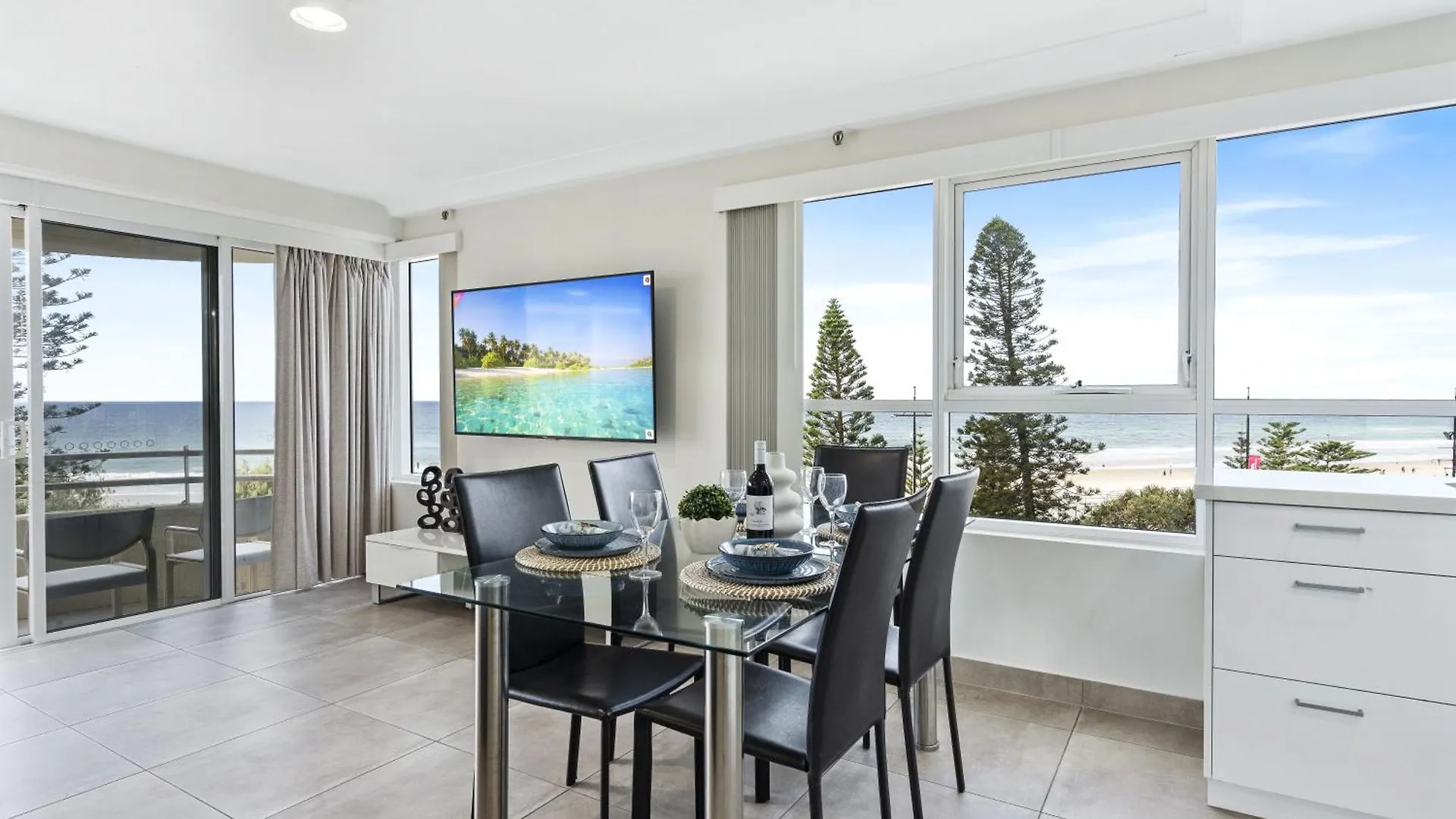 Zenith - Q * Gold Coast