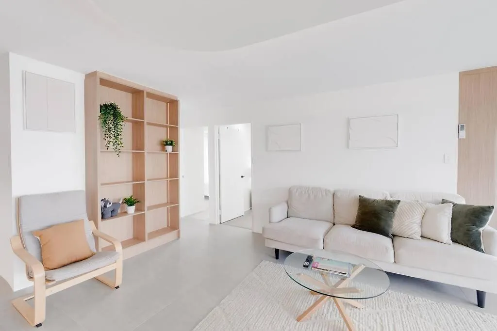 2br Modern Surfers Paradise * Gold Coast