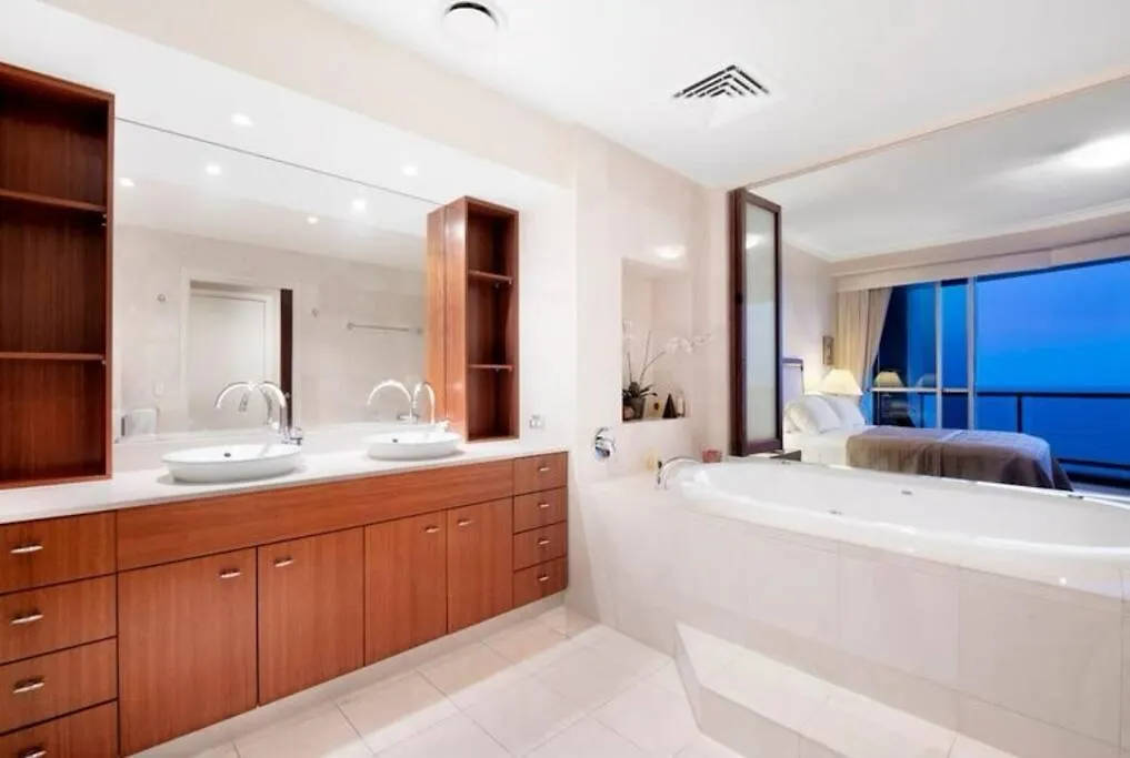 Welcome To A 275m2 Sub-penthouse With Great Ocean Apartment *