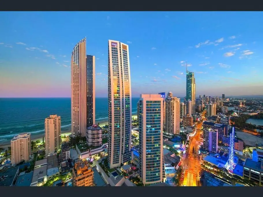 Welcome To A 275m2 Sub-penthouse With Great Ocean *