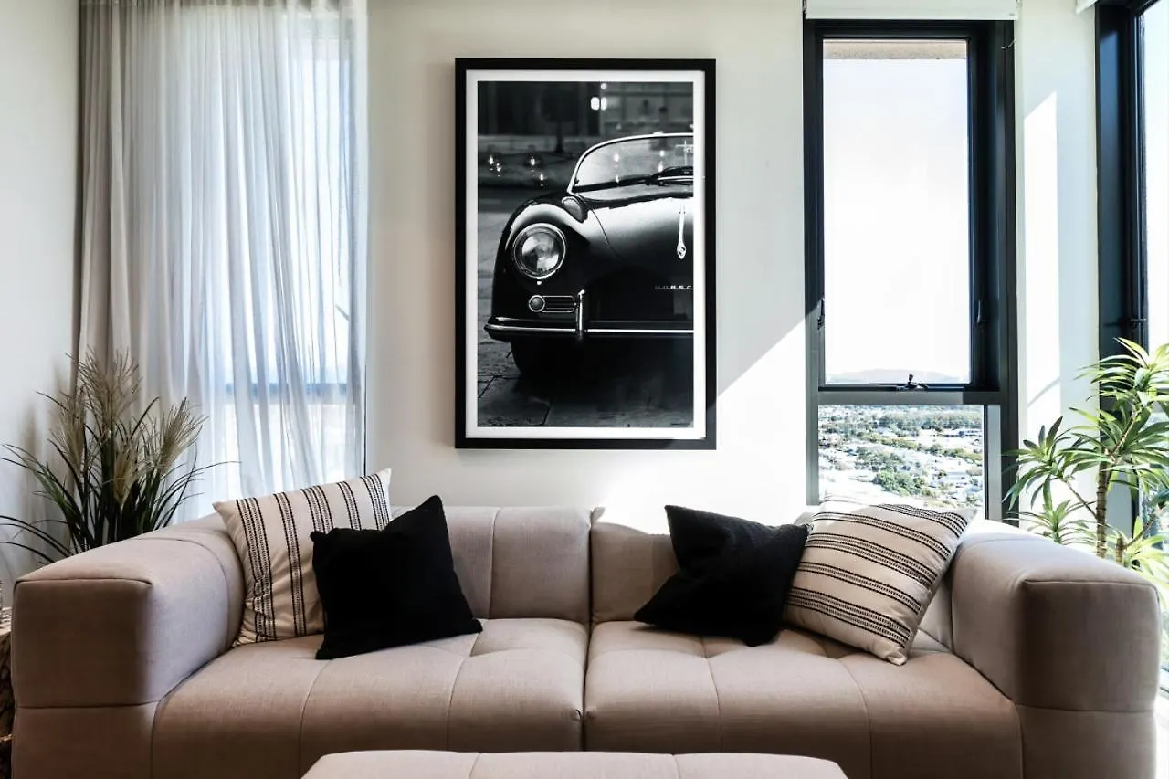 Panoramic Penthouse Views * Gold Coast