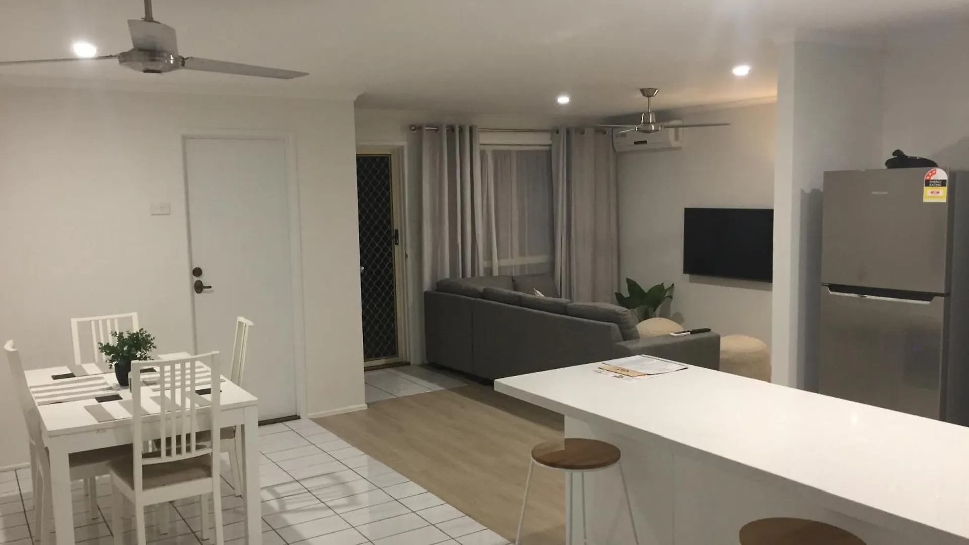 Robin Joy * Gold Coast