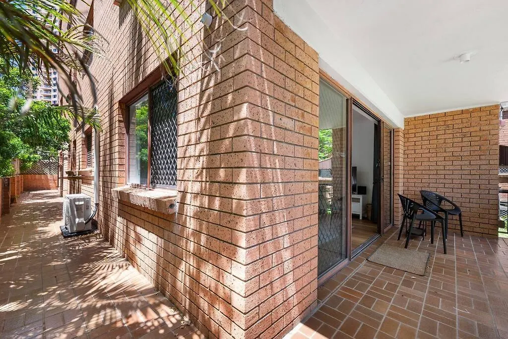 Blue Skies - 2 Bedroom Broadbeach *