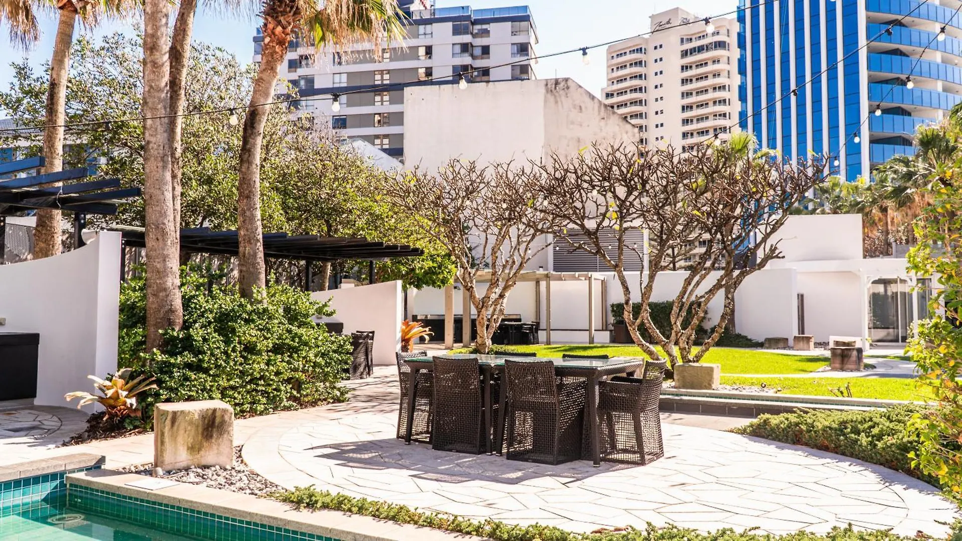 New Soul Luxe Retreat Surfers Paradise W Carpark Apartment *