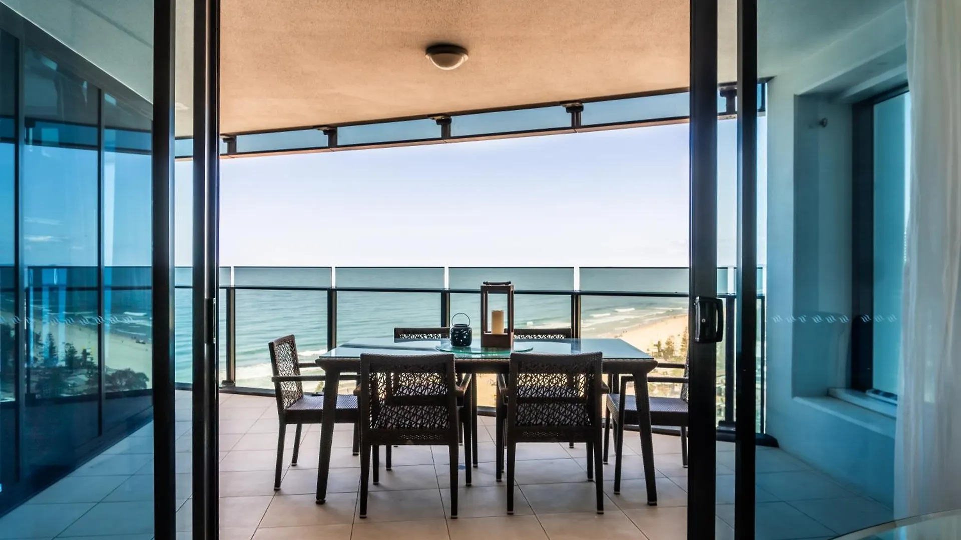 New Soul Luxe Retreat Surfers Paradise W Carpark Apartment Gold Coast