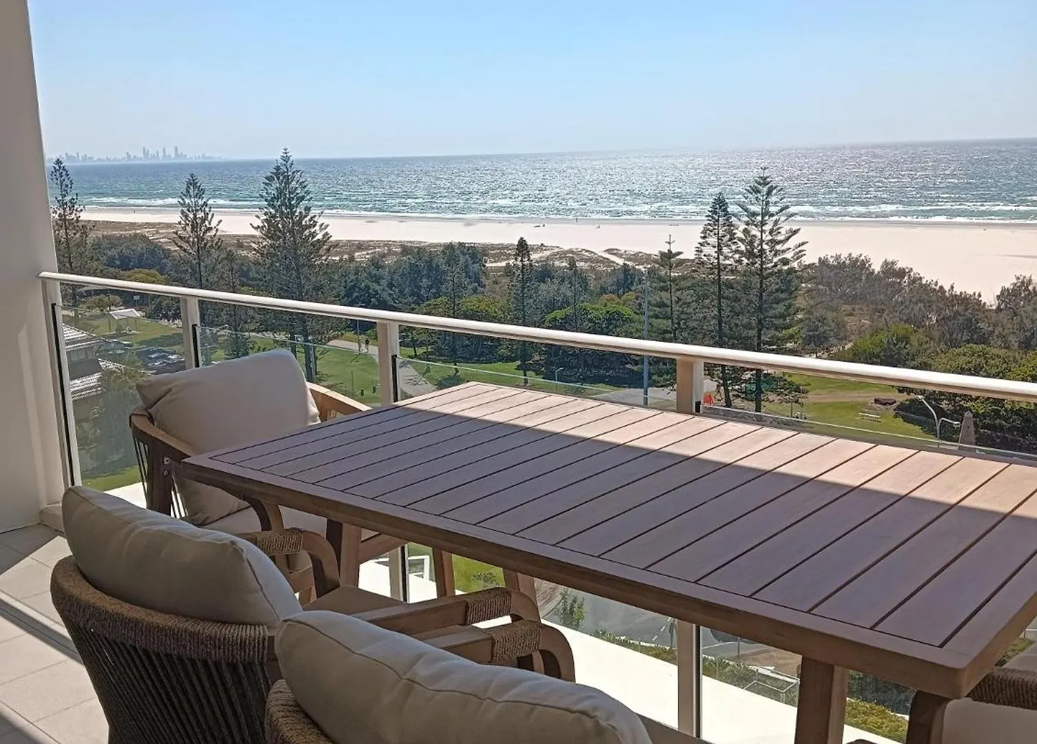 Kirra Surf Gold Coast