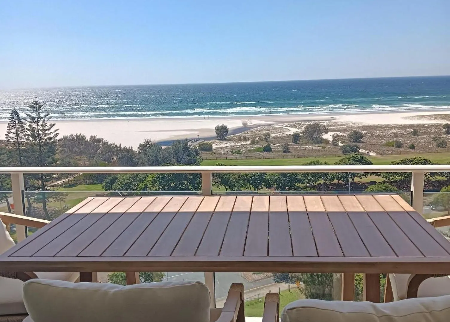 Kirra Surf 4*