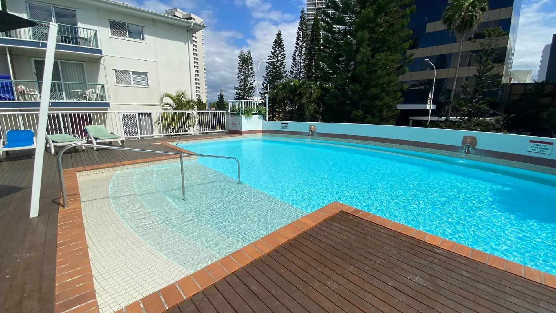 Surfers Paradise 1 Bedroom