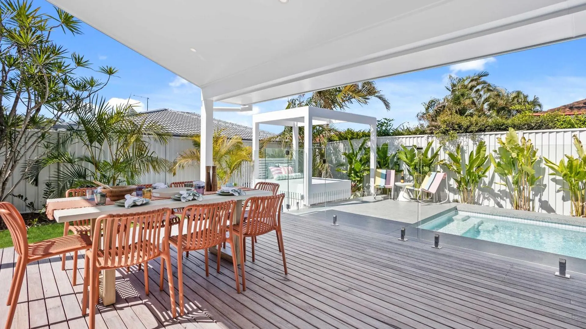 Holiday home Luxury Burleigh Oasis With Pool! *
