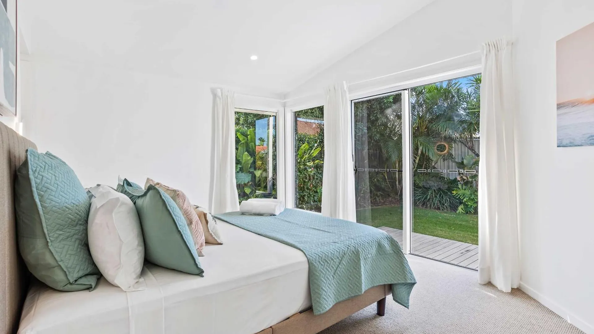 Holiday home Luxury Burleigh Oasis With Pool! *