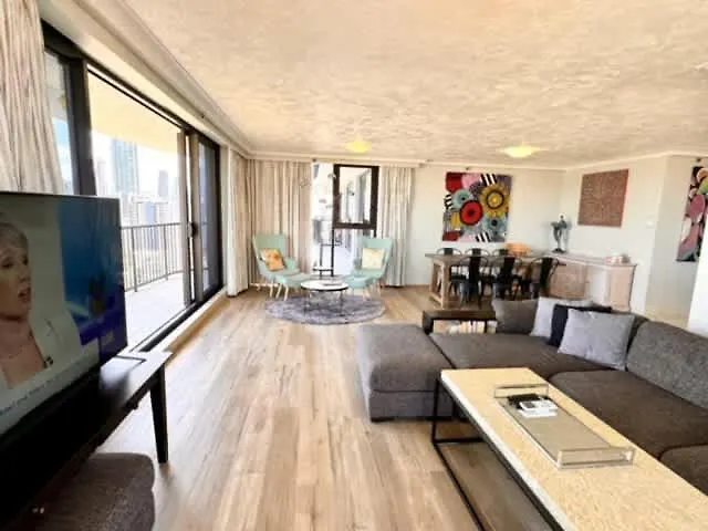 2 Bdrm In 'aquarius' Surfers Broadbeach Gold Coast