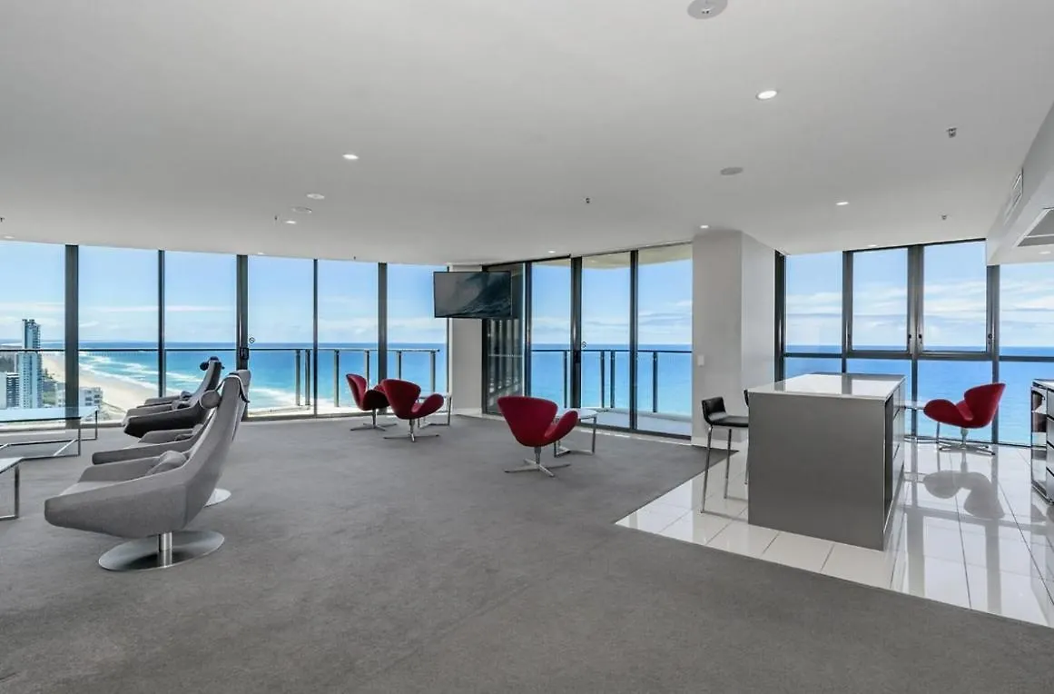 Premium Oceanfront Unit At Rhapsody Surfers Paradise *