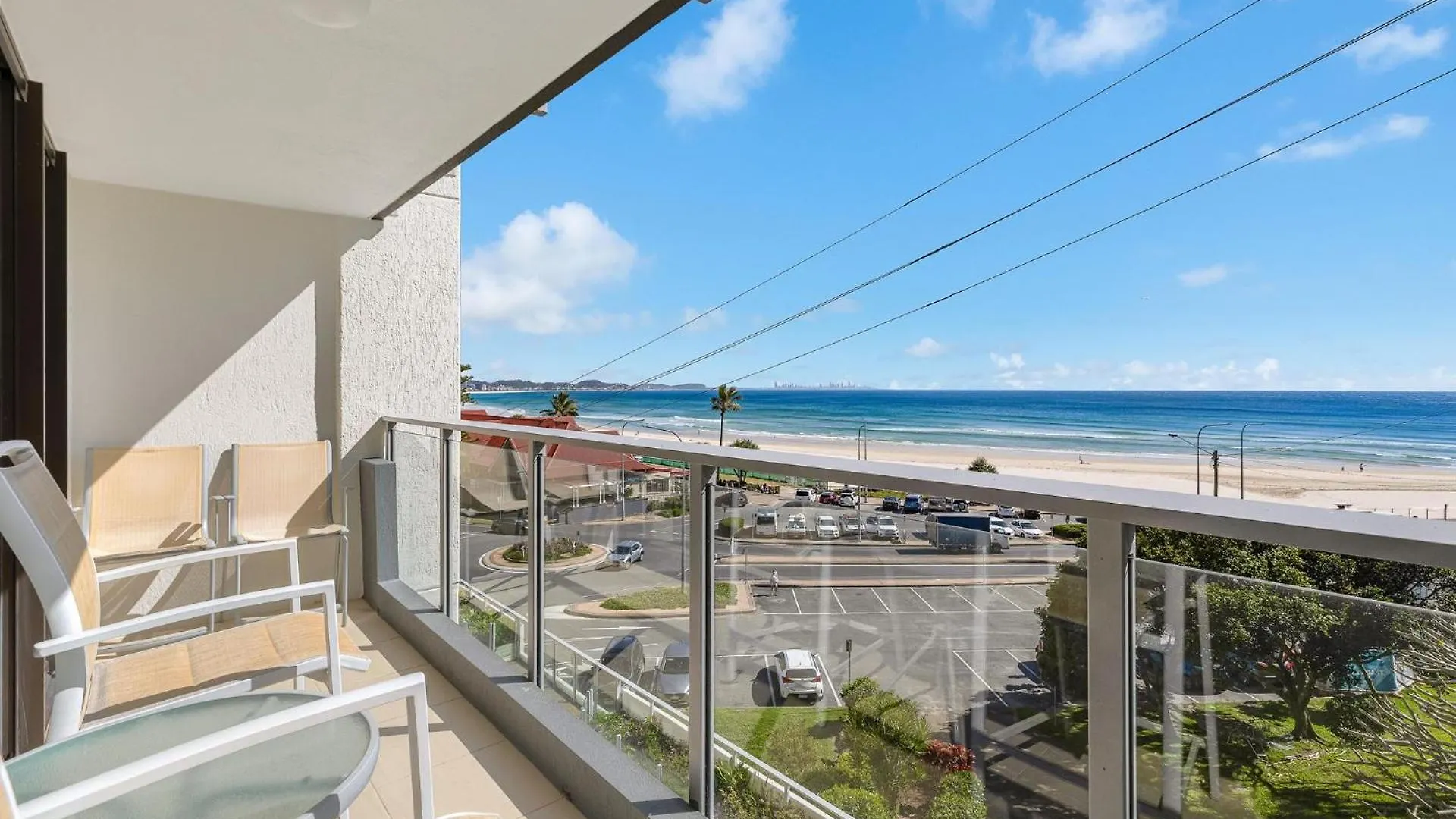 Kirra Gardens Unit 11 *