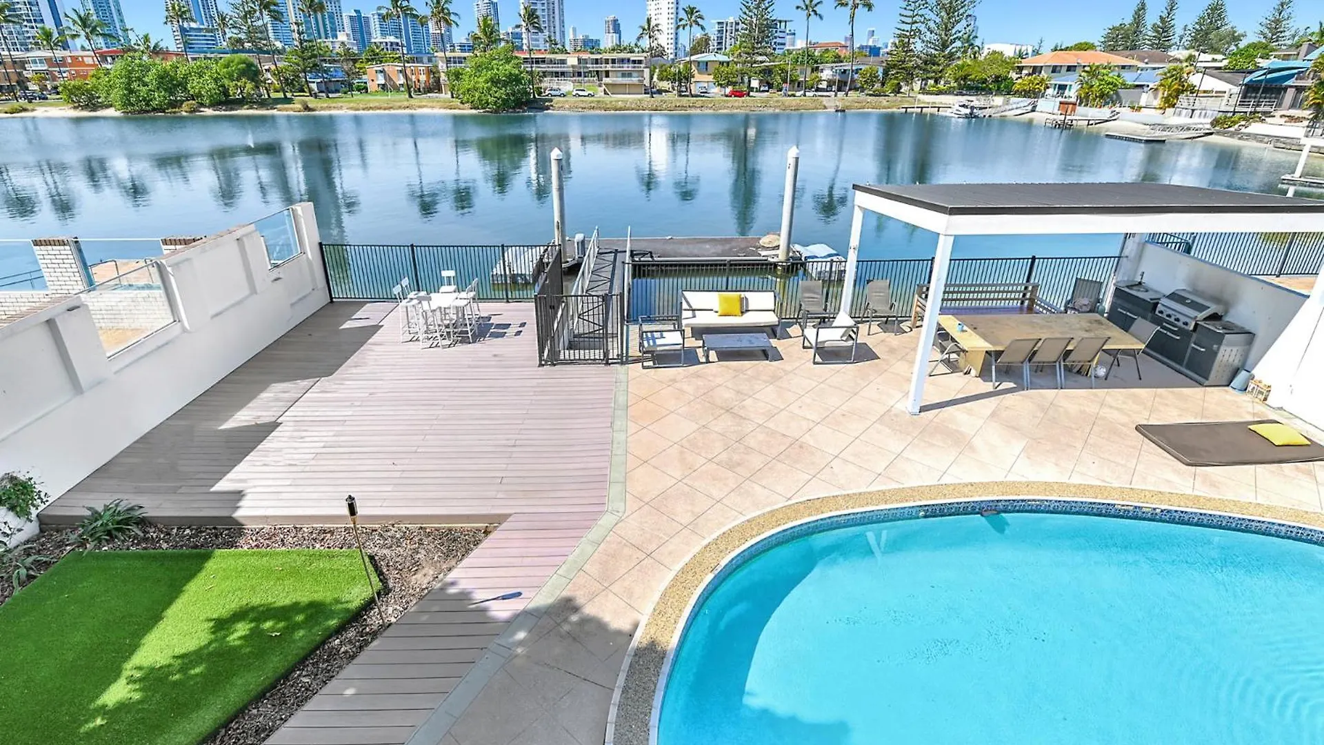 Riverside 3bedroom Sunny House In Surfers Paradise Holiday home Gold Coast