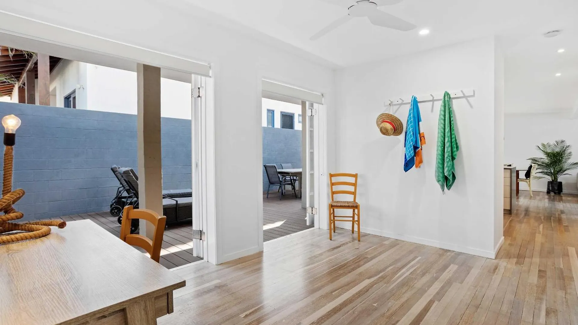 Mermaid Beachside - Direct Access