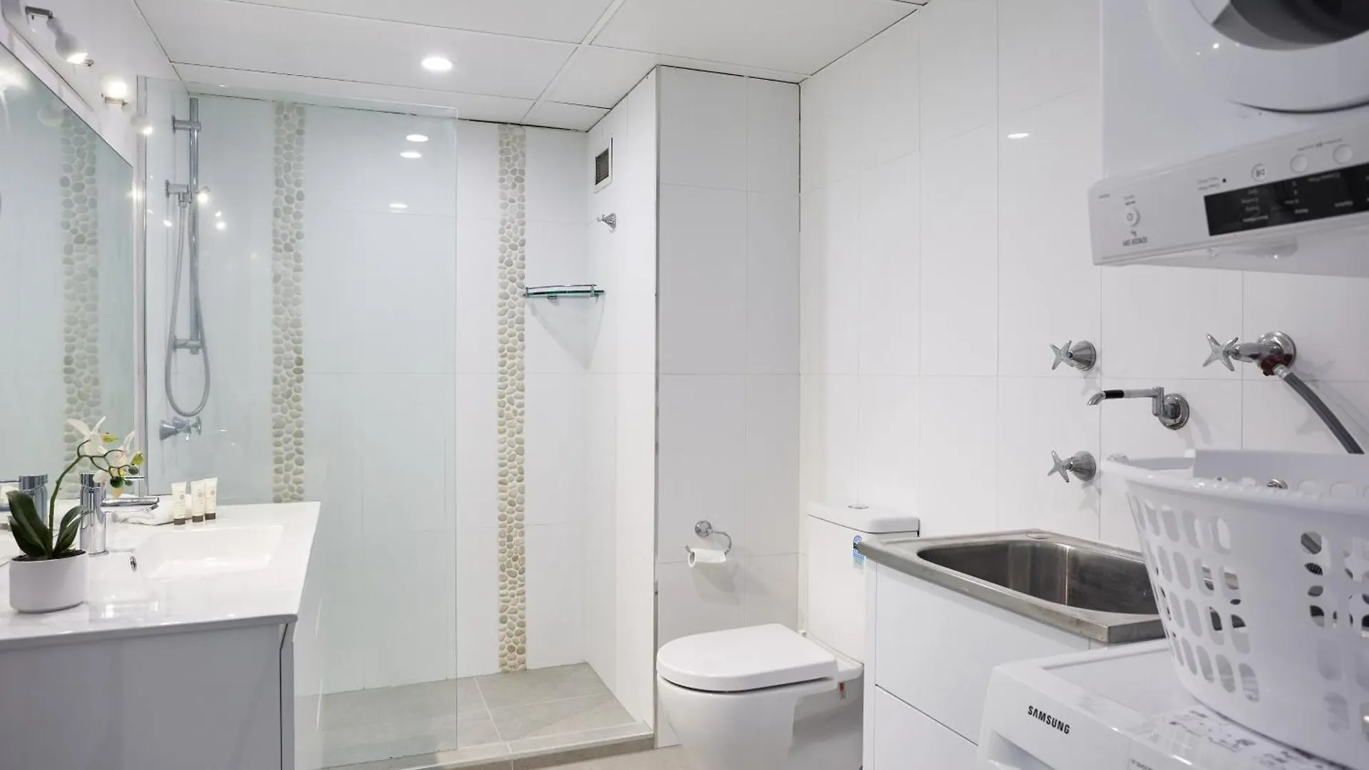 Aparthotel Seacrest Beachfront Surfers Paradise Gold Coast