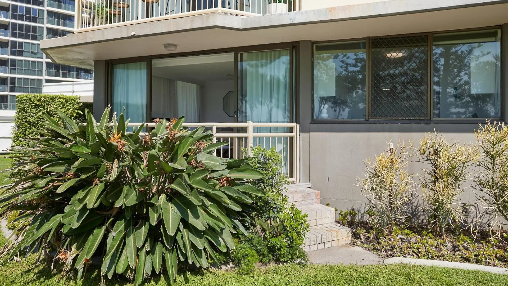 Aparthotel Seacrest Beachfront Surfers Paradise Gold Coast