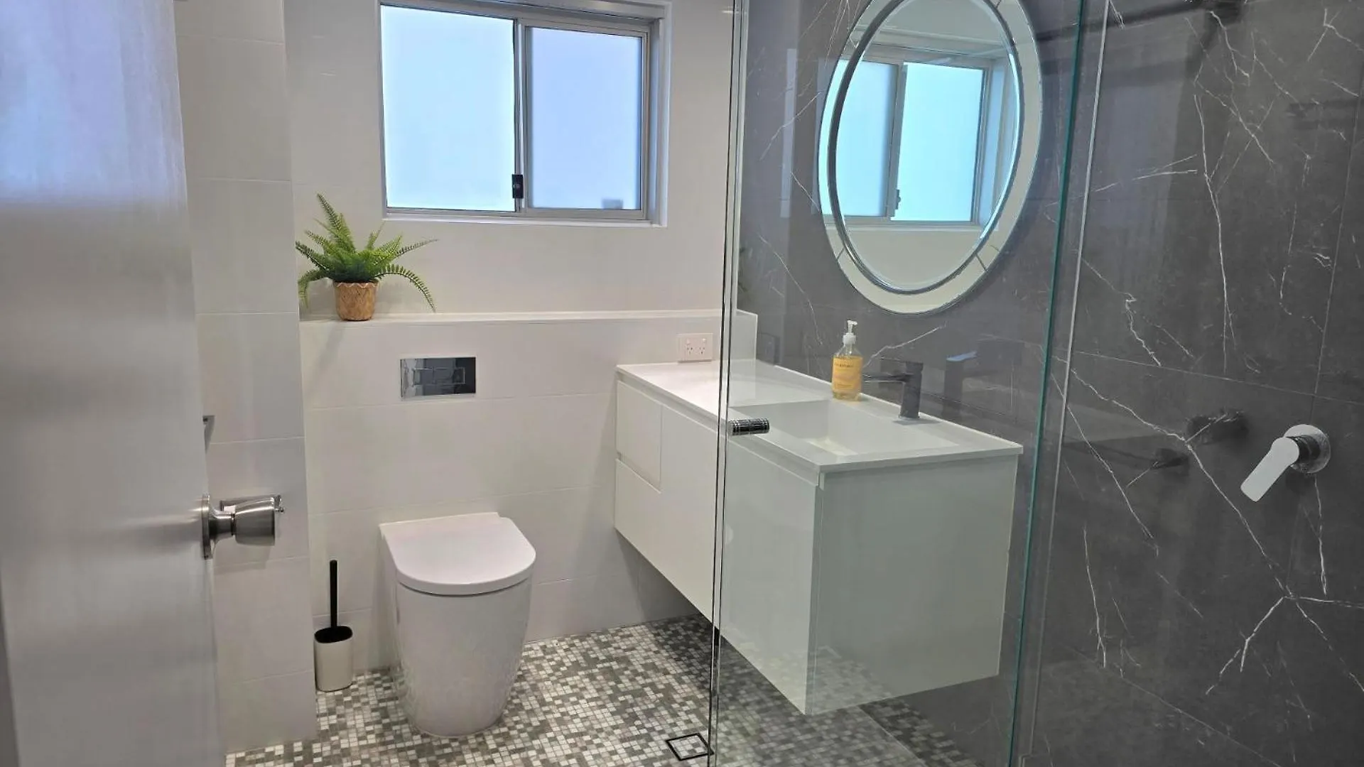 Rainbow Pacific Unit 12 Apartment Gold Coast