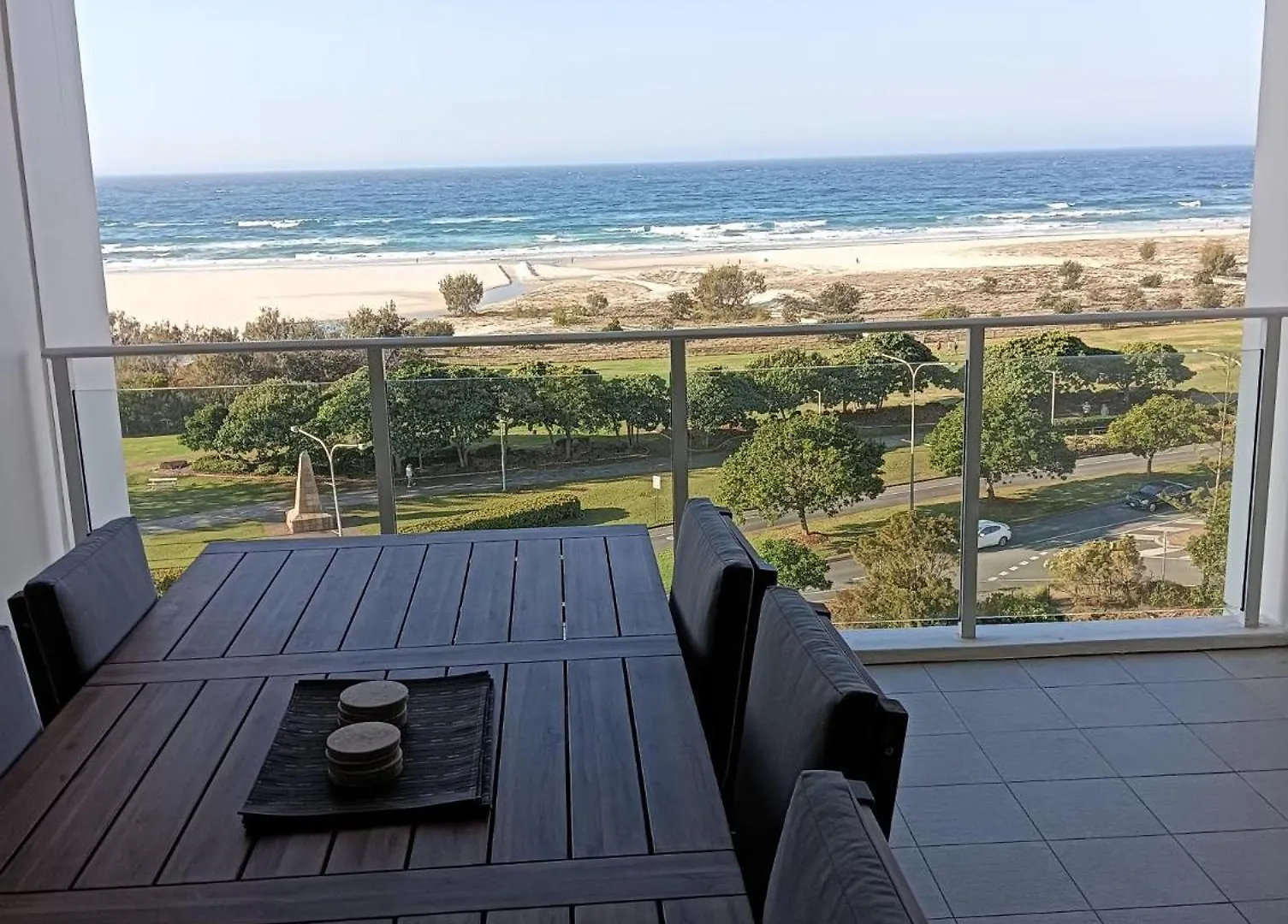 Aparthotel Kirra Surf 4*