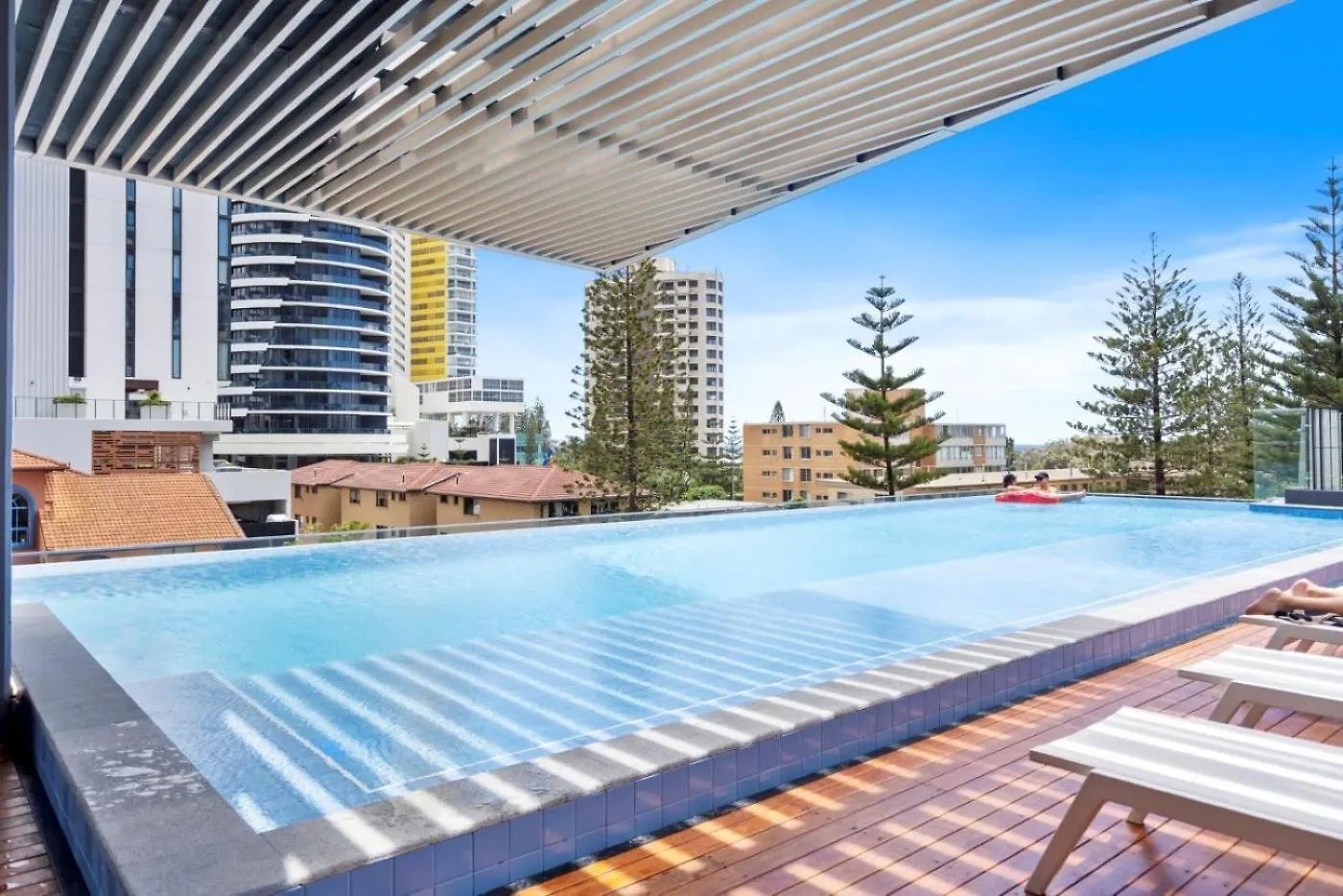 Signature Luxury 12 Floor 2br Parking Ocean Views * Gold Coast