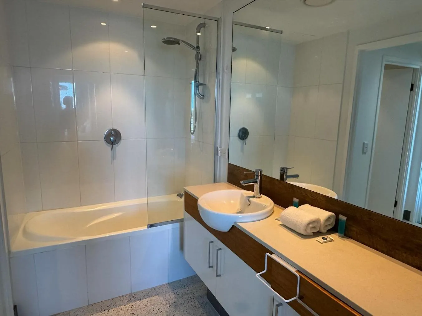 Hotel Harbour Quays