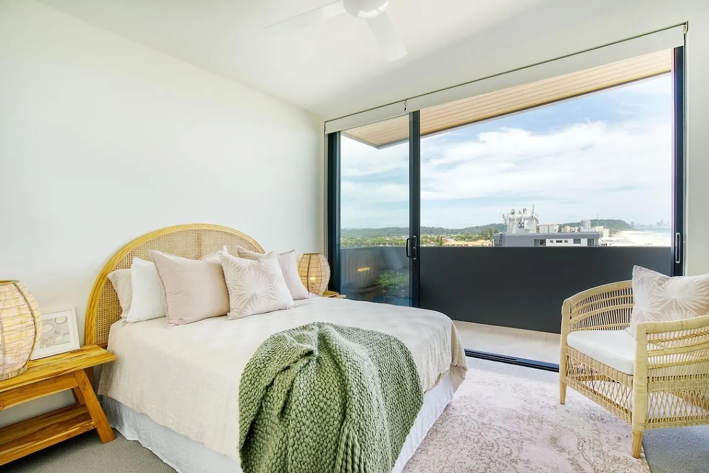 Sable Penthouse At Palm Beach's Waterfront * Gold Coast