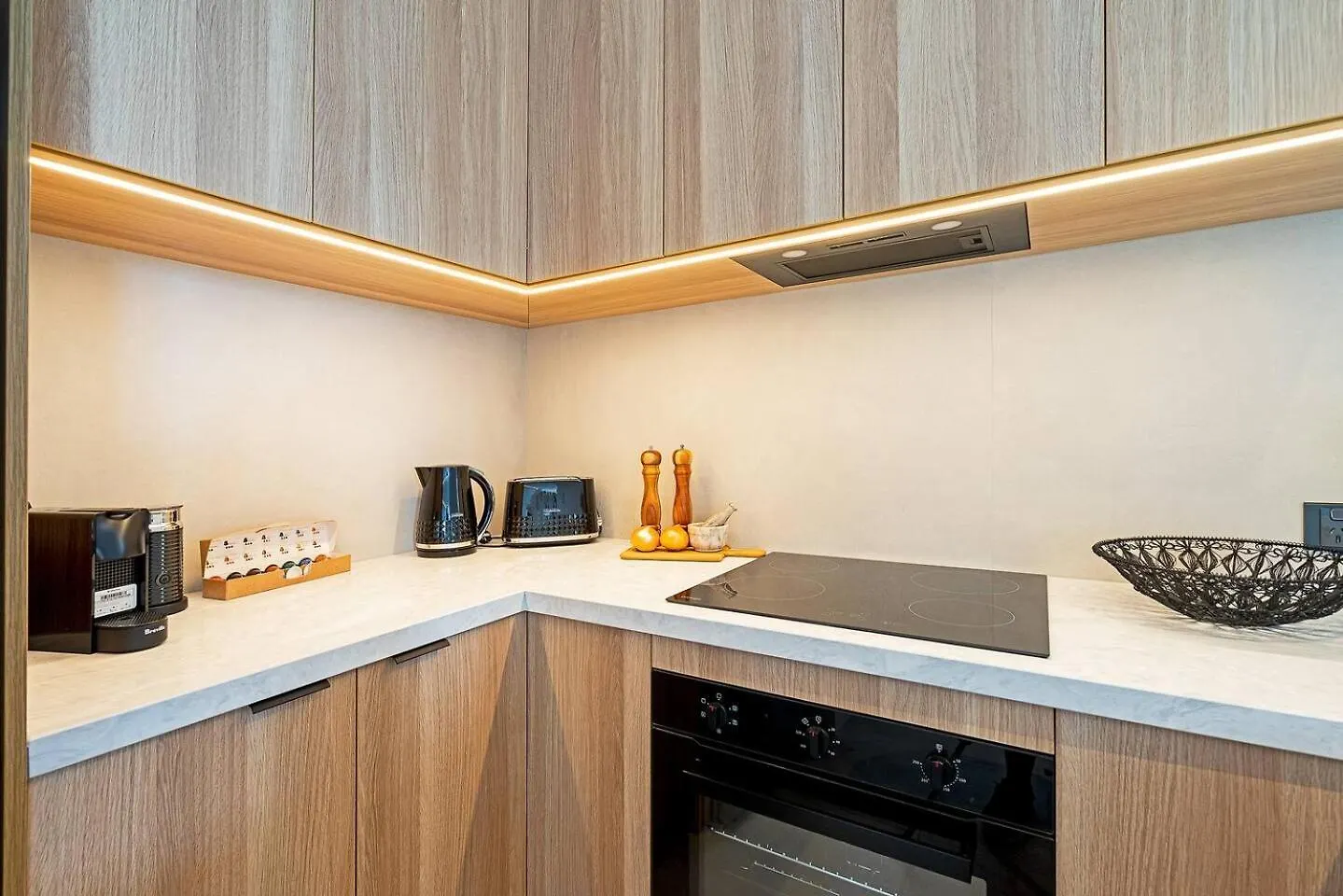 Paradise Bound - And Modern At Surfers * Gold Coast