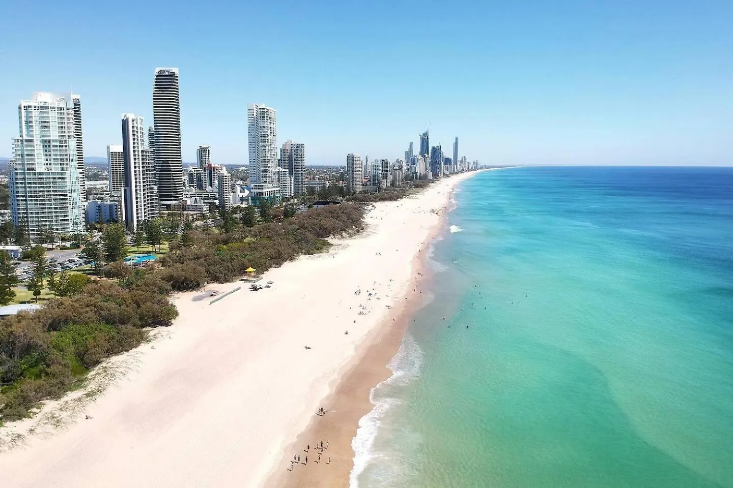 Apartment 'dee-ell Place' A Beachside Entertainer's Dream Gold Coast