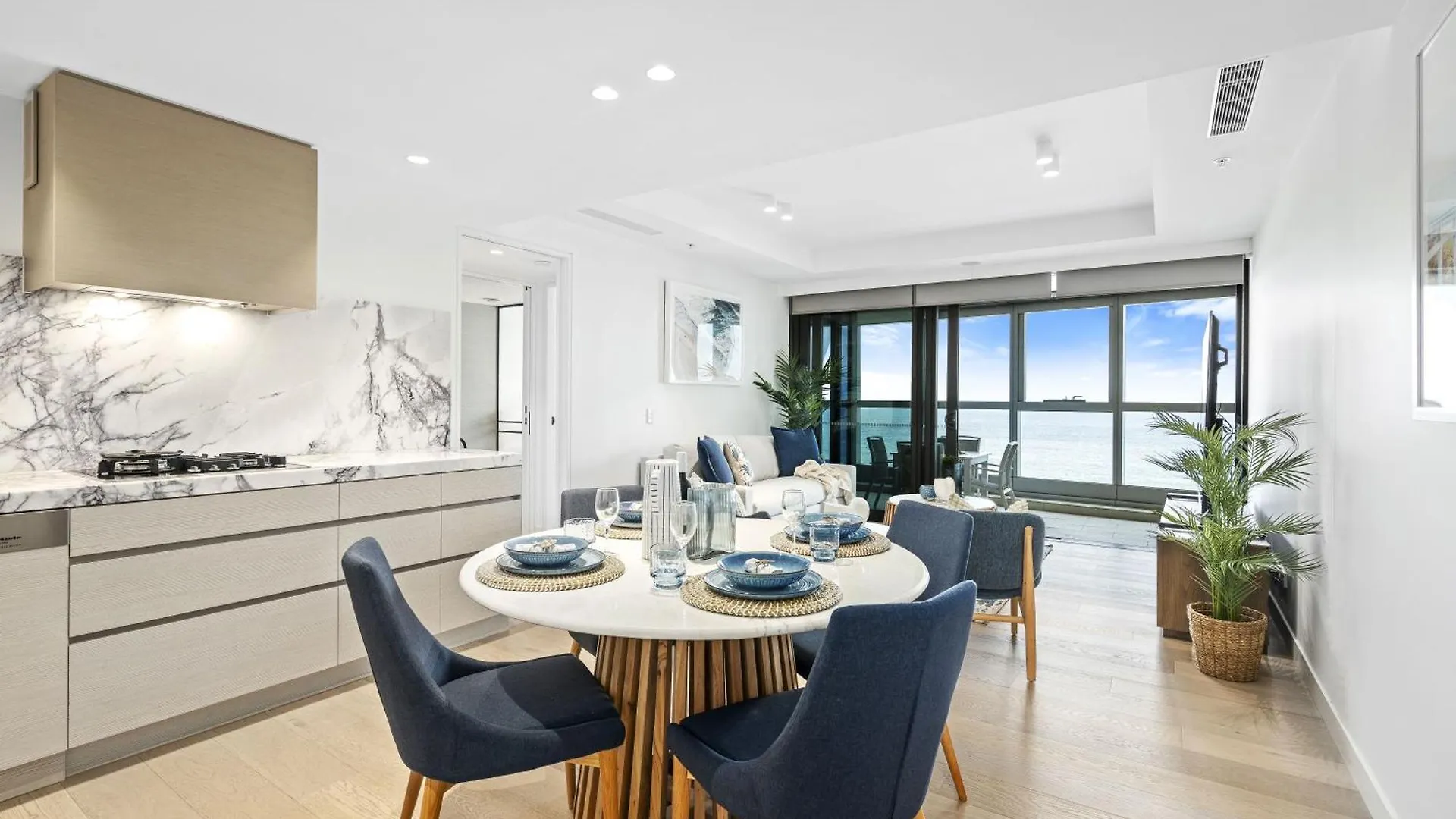 Apartment 1 Bedroom Ocean View Luxury Unit - Q *